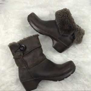 dansko fur lined boots